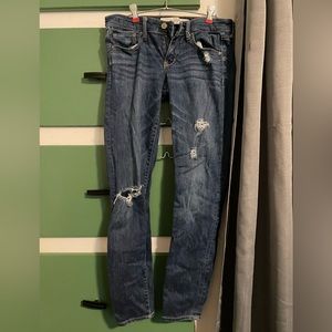 Abercrombie & Fitch Distressed Jeans | Size 2